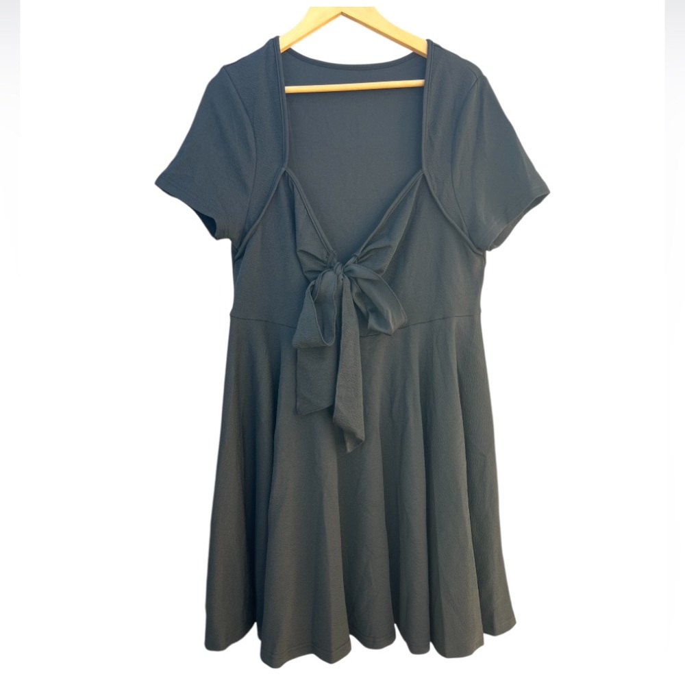 Shein Curve 2X Black Sweetheart Neckline Front Tie Short Sleeve MIDI Dress‎ New